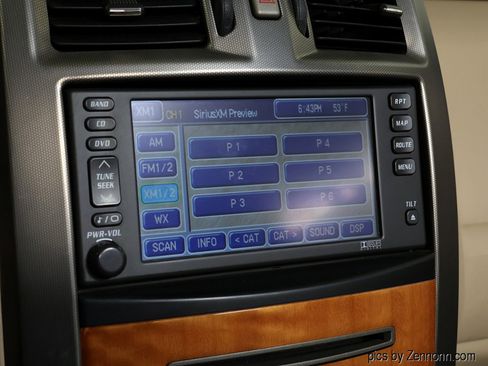 Used 2007 Cadillac XLR image 17