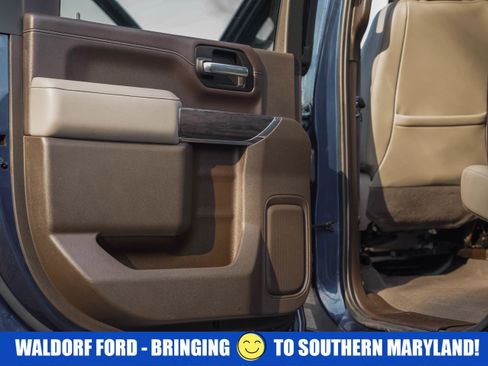 Used 2020 Chevrolet Silverado 2500 LTZ image 41