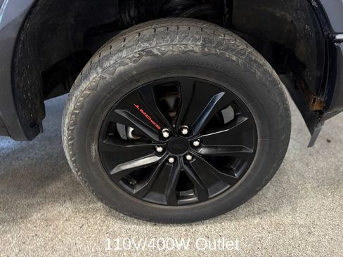 Used 2019 Ford F150 Lariat w/ Equipment Group 502A Luxury AWD/4WD image 27