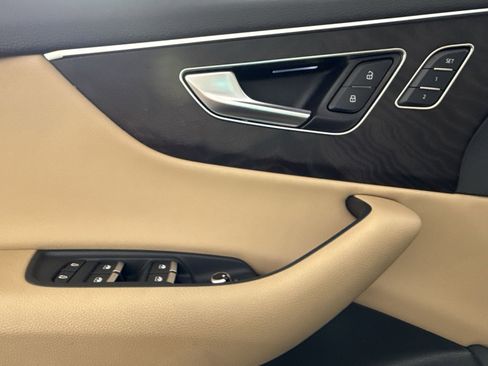 Used 2021 Audi Q7 2.0T Premium Plus w/ Executive Package image 15