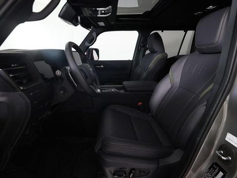 Used 2026 Lexus GX 550 AWD/4WD image 14
