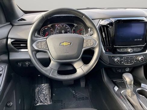 Used 2023 Chevrolet Traverse Premier AWD/4WD image 5