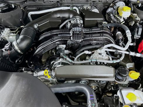 Used 2025 Subaru Legacy Premium w/ Popular Package #1A image 39