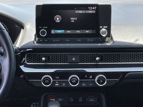 Used 2025 Honda Civic Sport image 16