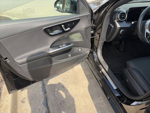 Used 2025 Mercedes-Benz C 300 Sedan image 12