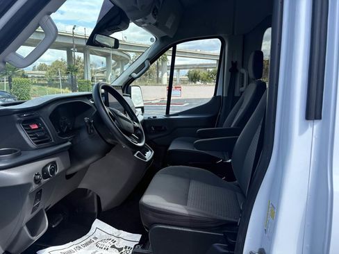 Used 2024 Ford Transit 350 XLT RWD image 13