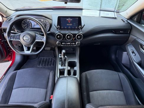 Used 2022 Nissan Sentra SV w/ All-Weather Package FWD image 9
