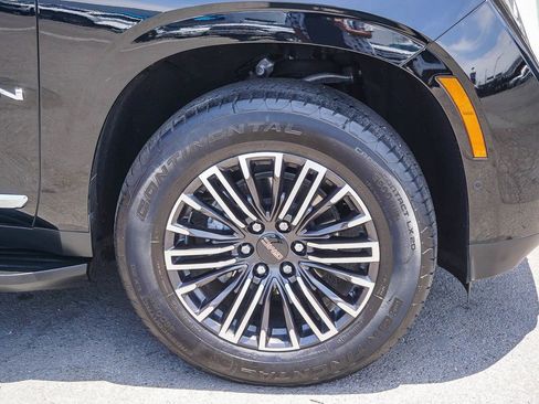 Used 2025 GMC Yukon XL Elevation w/ LPO, Floor Liner Package RWD image 9