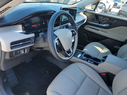 New 2026 Lincoln Corsair Premiere image 20