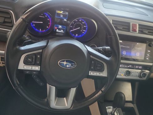 Used 2017 Subaru Outback 2.5i Limited image 8