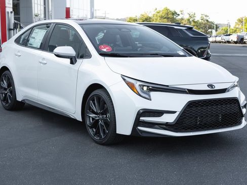 New 2026 Toyota Corolla XSE FWD image 3