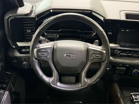 Used 2025 Chevrolet Silverado 1500 High Country w/ Midnight Edition AWD/4WD image 17