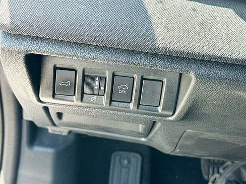 Used 2024 Subaru Outback Premium AWD/4WD image 10