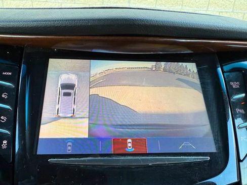 Used 2018 Cadillac Escalade ESV 4WD image 10