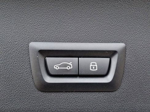 Used 2026 BMW X3 xDrive30 w/ Convenience Package image 29