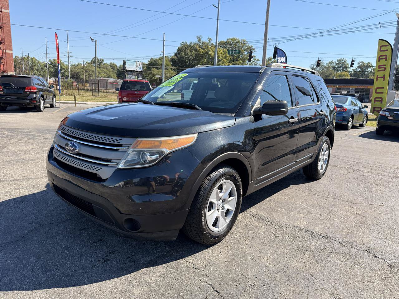 Used 2014 Ford Explorer FWD image 2