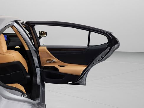 New 2025 Lexus ES 350 w/ Premium Package image 29