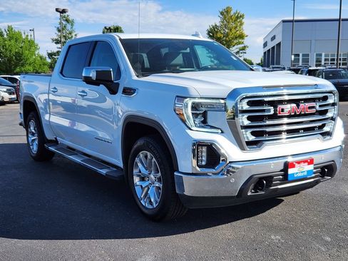 Used 2022 GMC Sierra 1500 SLT w/ SLT Premium Plus Package AWD/4WD image 4