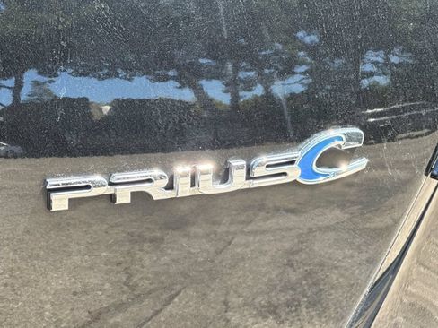 Used 2017 Toyota Prius C Two FWD image 24