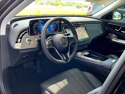 New 2025 Mercedes-Benz E 450 4MATIC All-Terrain Wagon image 10