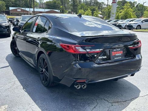 New 2026 Toyota Camry Hybrid FWD image 5