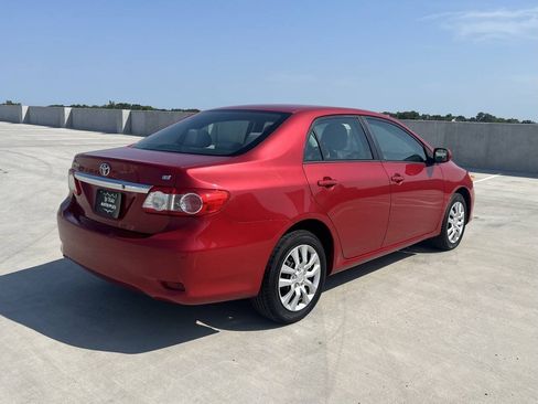 Used 2012 Toyota Corolla LE FWD image 7
