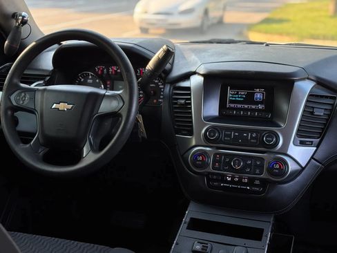 Used 2017 Chevrolet Tahoe 4WD image 17