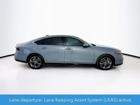 Used 2025 Honda Accord EX-L image 9
