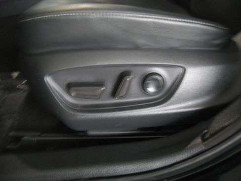 Used 2019 Toyota Camry XSE w/ Driver Assist Package image 13