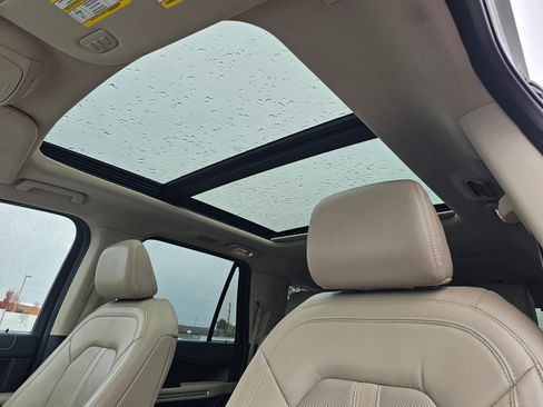 Used 2023 Ford Expedition Max Limited image 29