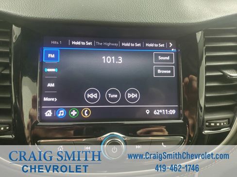 Used 2022 Chevrolet Trax LT w/ LT Convenience Package AWD/4WD image 23