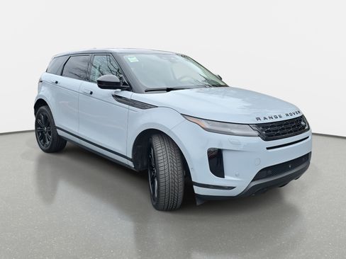 Used 2025 Land Rover Range Rover Evoque S image 3