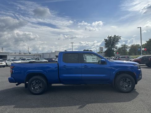 New 2026 Nissan Frontier SV w/ SV Convenience Package image 4