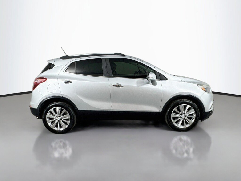 Used 2018 Buick Encore Preferred FWD image 6