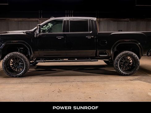 Used 2025 GMC Sierra 3500 Denali w/ Denali Reserve Package image 6