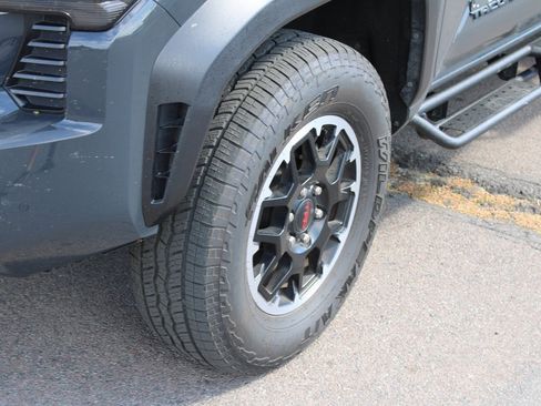 Used 2024 Toyota Tacoma TRD Off-Road image 13
