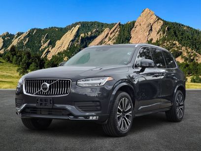 Used 2022 Volvo XC90 T5 Momentum w/ Advanced Package