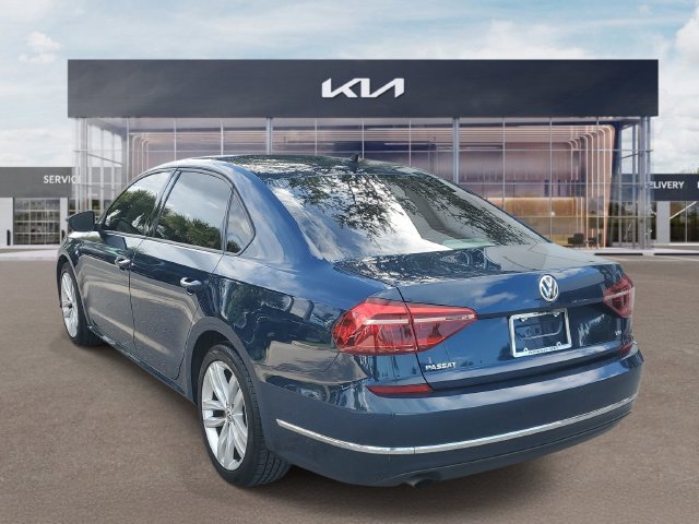 Used 2019 Volkswagen Passat 2.0T Wolfsburg FWD image 4