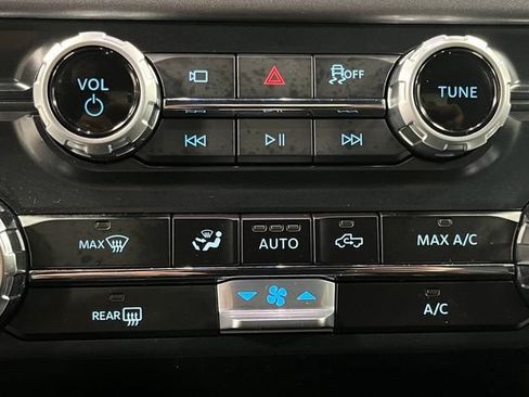 Used 2025 Ford F150 XLT w/ Equipment Group 301A Standard AWD/4WD image 38