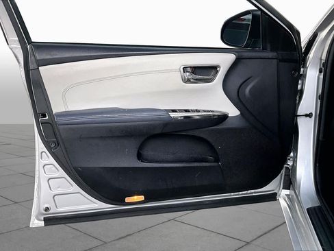 Used 2014 Toyota Avalon XLE FWD image 21