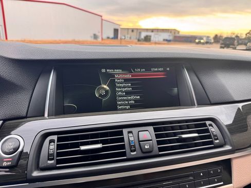 Used 2014 BMW 535i Sedan image 19