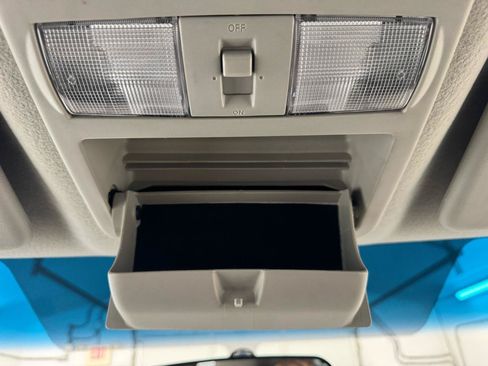 Used 2014 Nissan NV 3500 SV w/ Technology Package RWD image 34