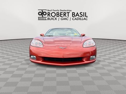 Used 2006 Chevrolet Corvette Coupe w/ Preferred Equipment Group RWD image 3