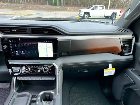 New 2026 GMC Sierra 3500 Denali w/ Denali Reserve Package image 20