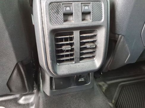 Certified 2025 Ford Bronco Badlands AWD/4WD image 18