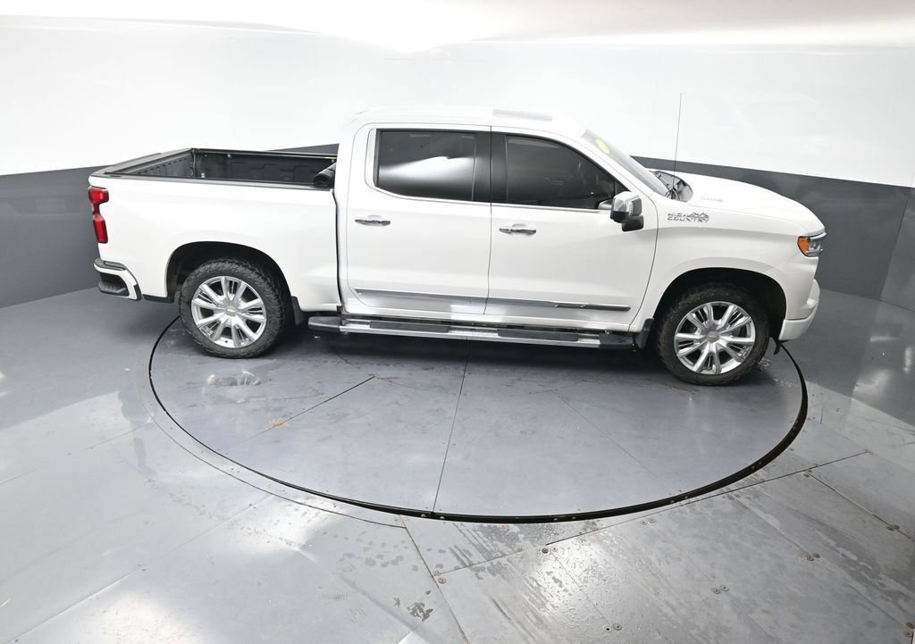 Used 2022 Chevrolet Silverado 1500 High Country w/ High Country Premium Package AWD/4WD image 54