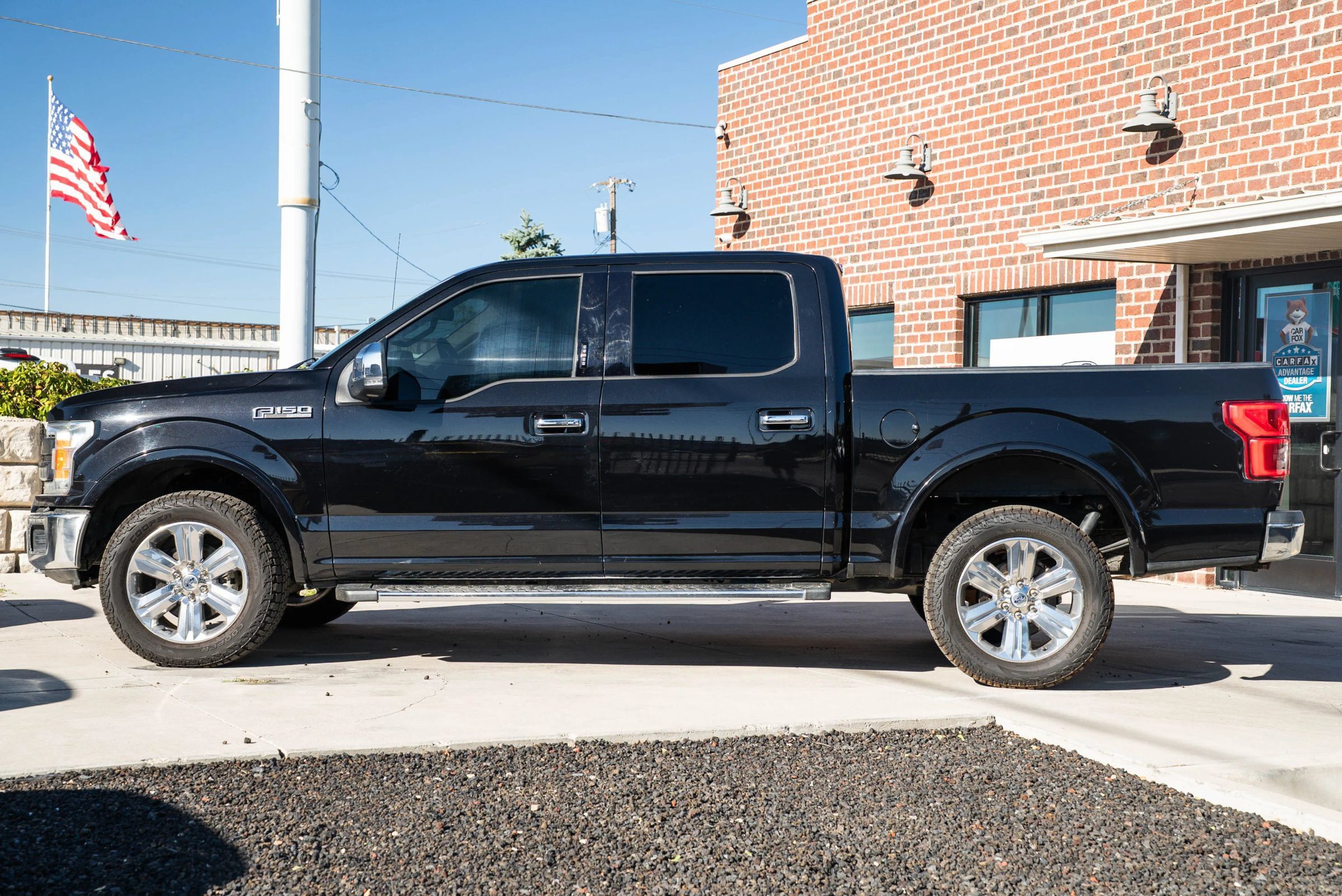 Used 2019 Ford F150 Lariat AWD/4WD image 3