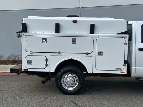 Used 2007 Dodge Ram 3500 Truck 4x4 Quad Cab w/ PWR Accessory Group image 6