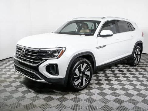 New 2026 Volkswagen Atlas Cross Sport SEL AWD/4WD image 2