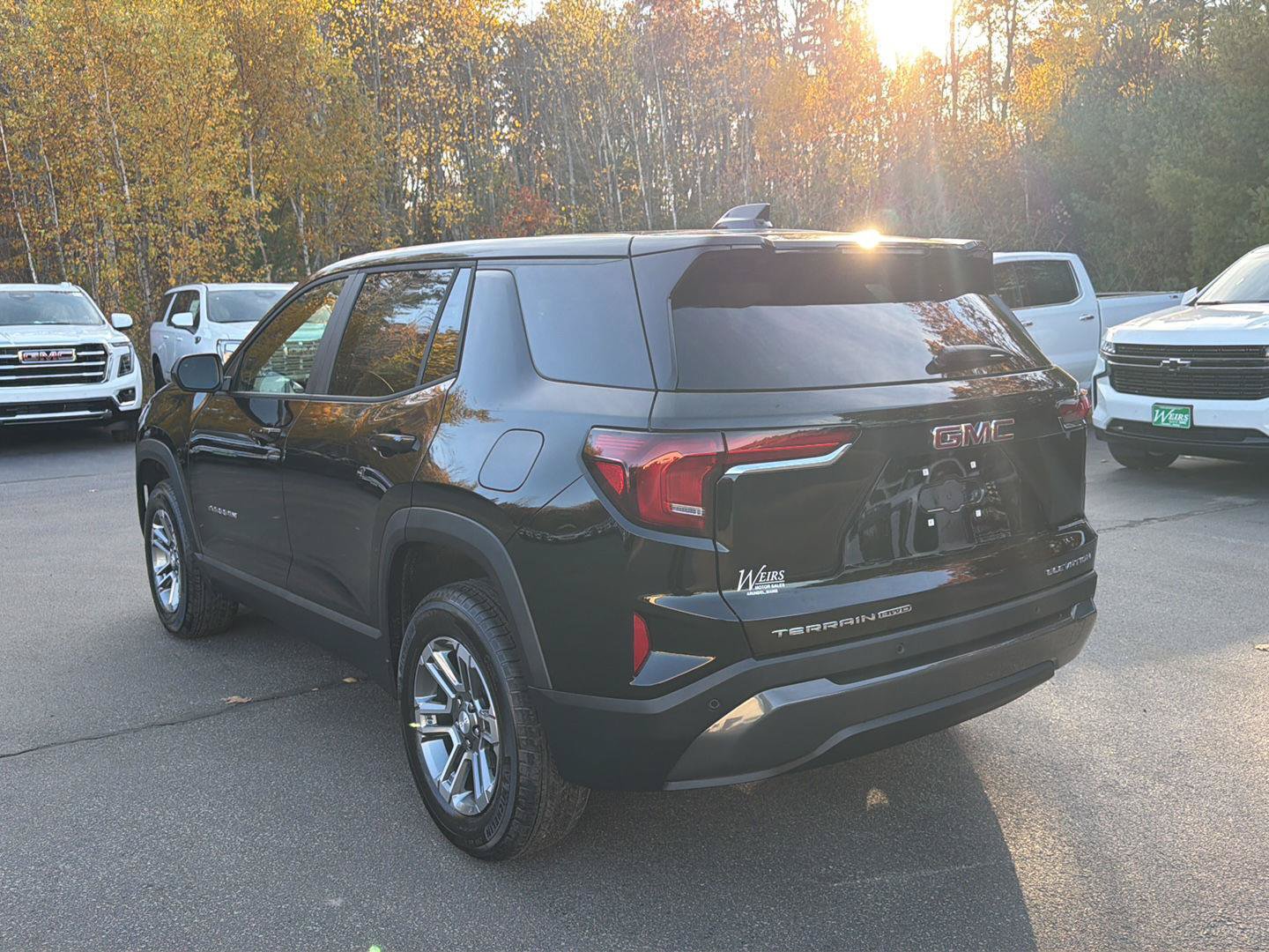 New 2027 GMC Terrain Elevation w/ LPO, Floor Liner Package AWD/4WD image 3